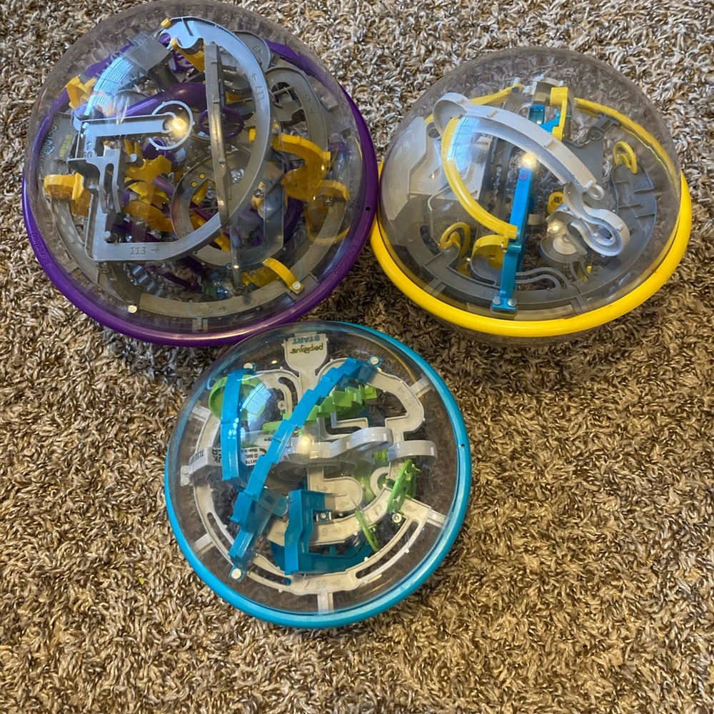 3D Maze Puzzle Ball Set - Purple, Yellow, Blue